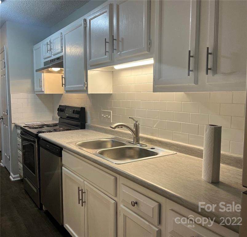 6115 Meadow Rose Lane - Photo 1