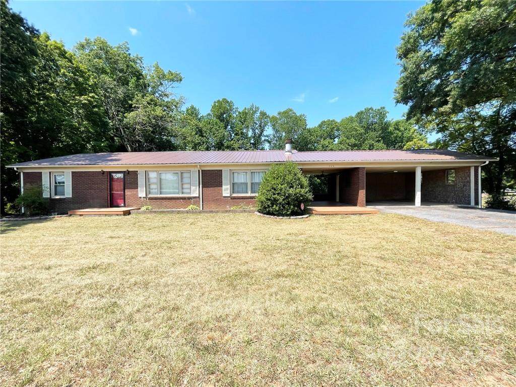335 Hickory Airport Road - Photo 1