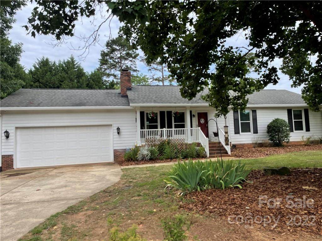 6917 Forest Manor Drive - Photo 1