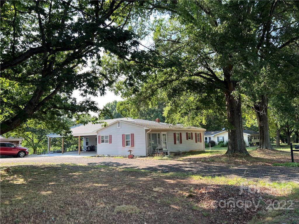 144 Linda Avenue - Photo 1