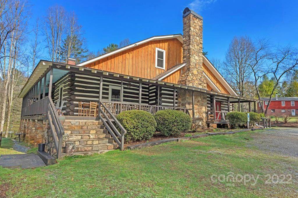 1196 Country Club Road - Photo 1