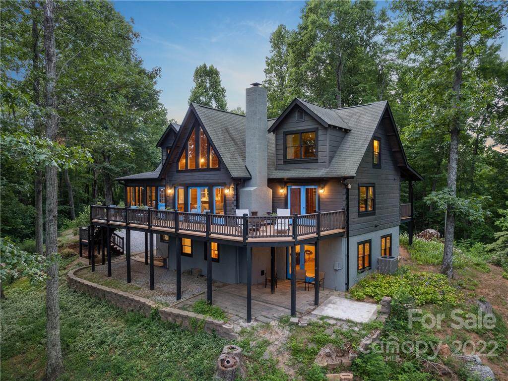 5361 Howard Gap Road - Photo 1