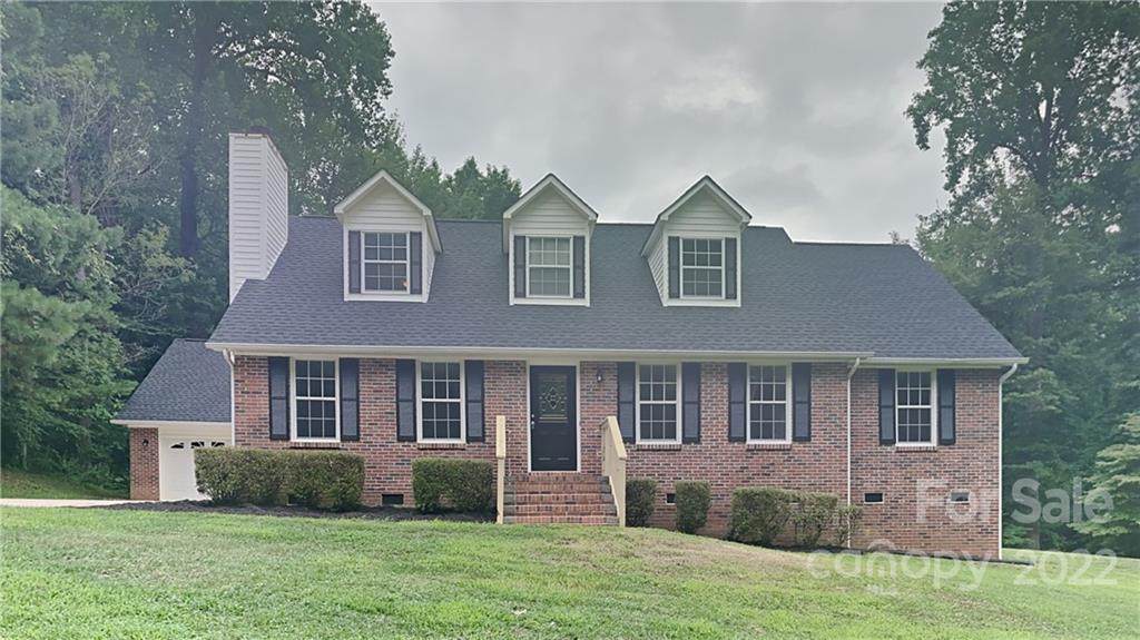 1992 Fairhill Circle - Photo 1