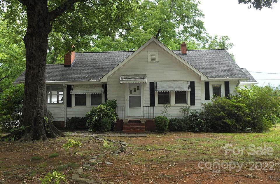 2304 Innes Street - Photo 1
