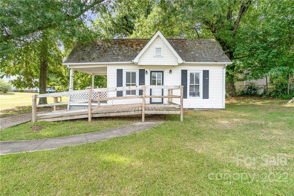 59 Bost Avenue - Photo 1