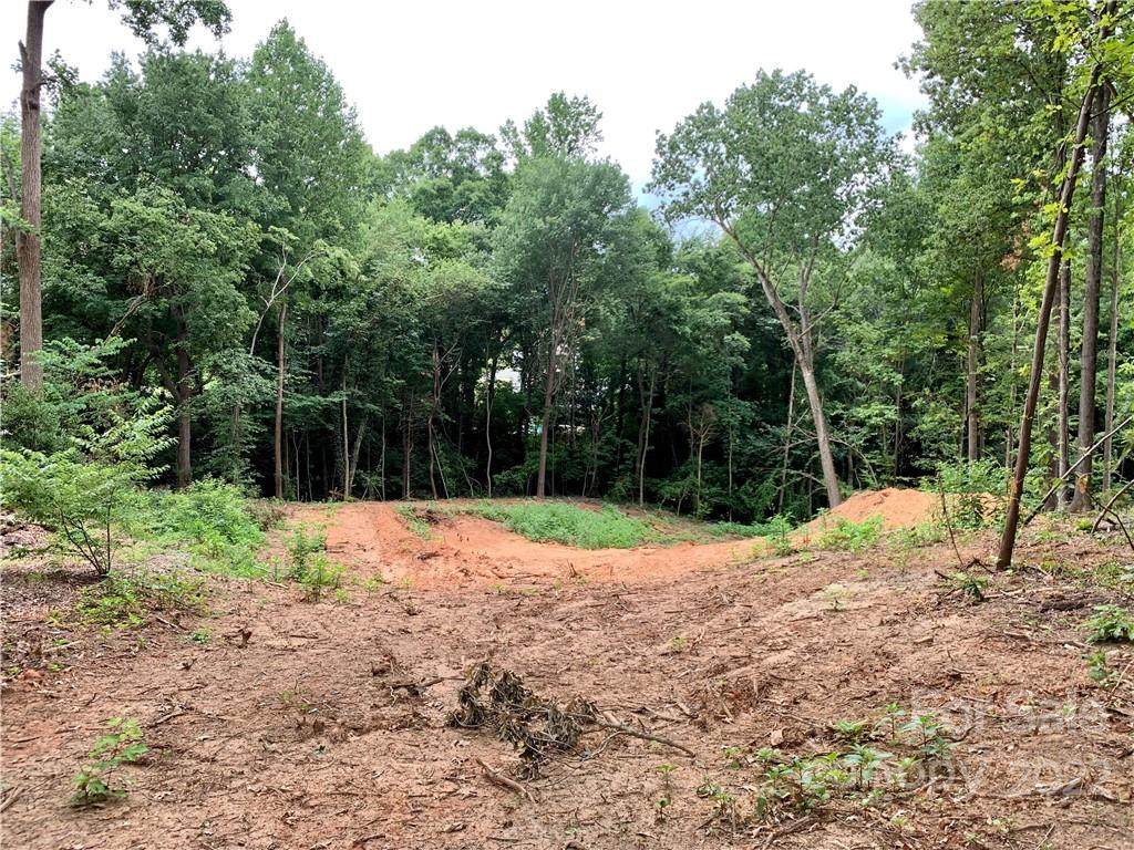 130 Club Drive - Photo 1