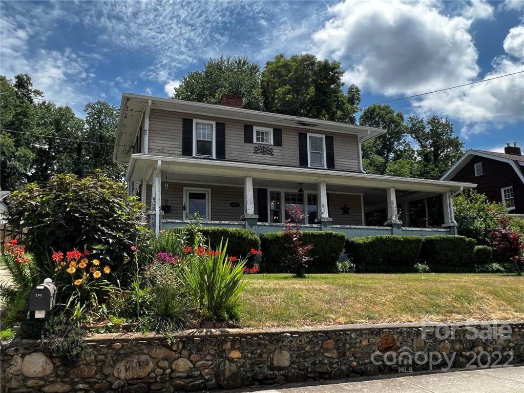25 Pennsylvania Avenue - Photo 1