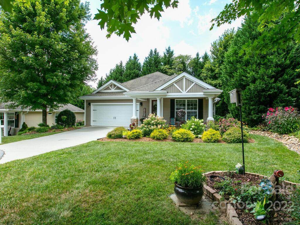 39 Eagle Ridge Lane - Photo 1