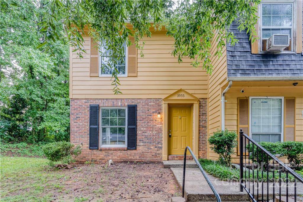 3955 Briarhill Drive - Photo 1