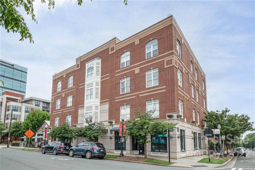 1700 Camden Road - Photo 1