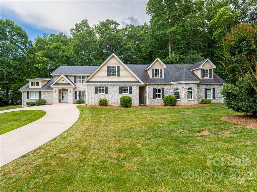 111 Nathan Court - Photo 1