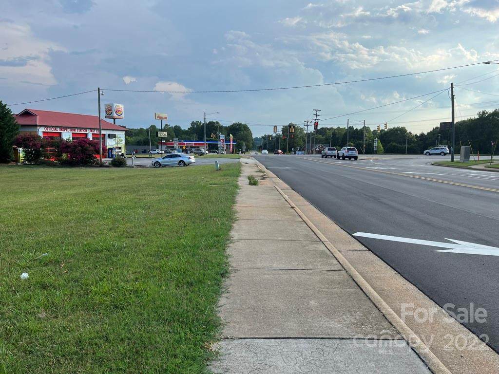 527 C Street - Photo 1