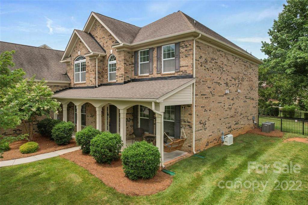 131 Snow Fountain Lane - Photo 1