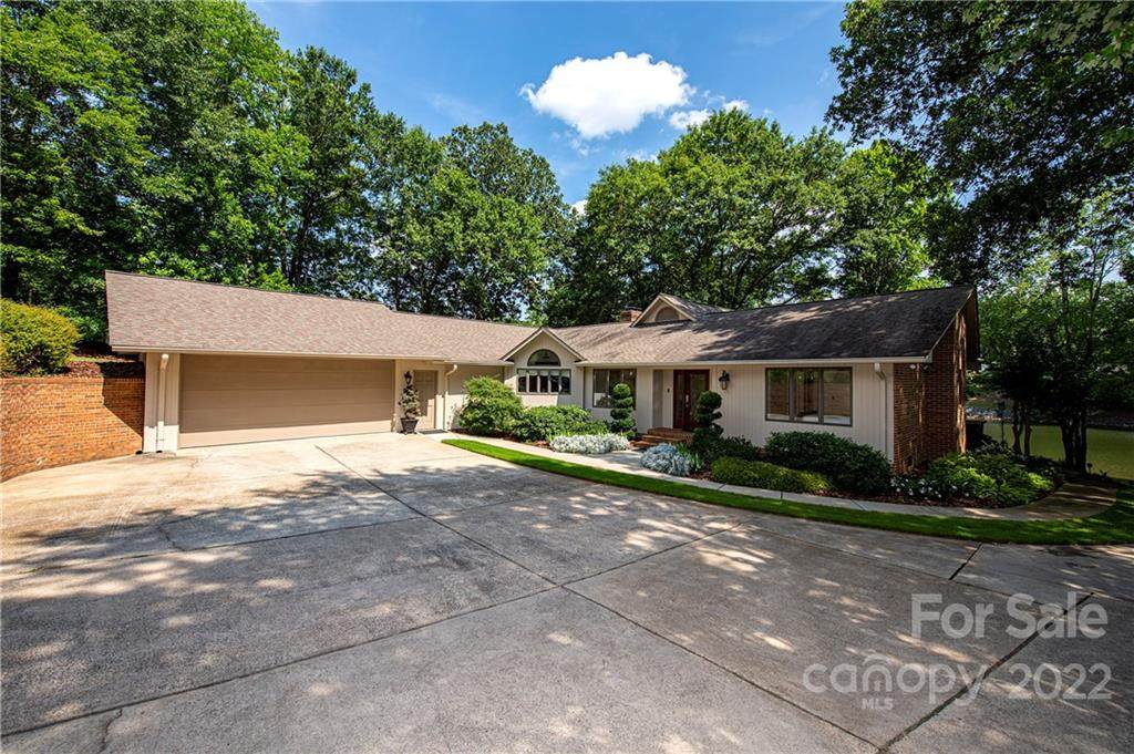 7157 Signer Road - Photo 1
