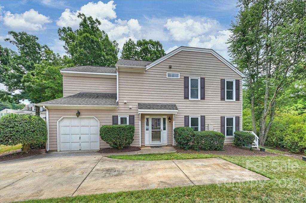 8613 Fox Chase Lane - Photo 1