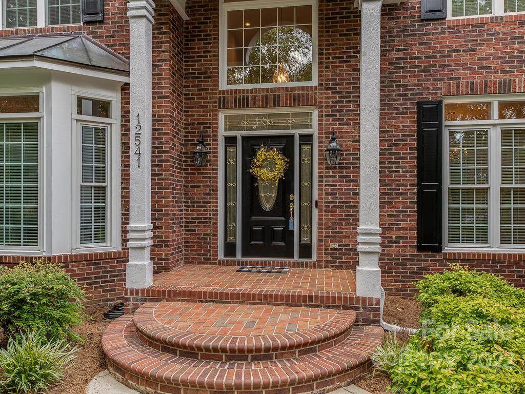 12541 Abbotsbury Court - Photo 1