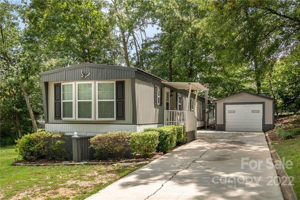 2514 Joyce Street - Photo 1