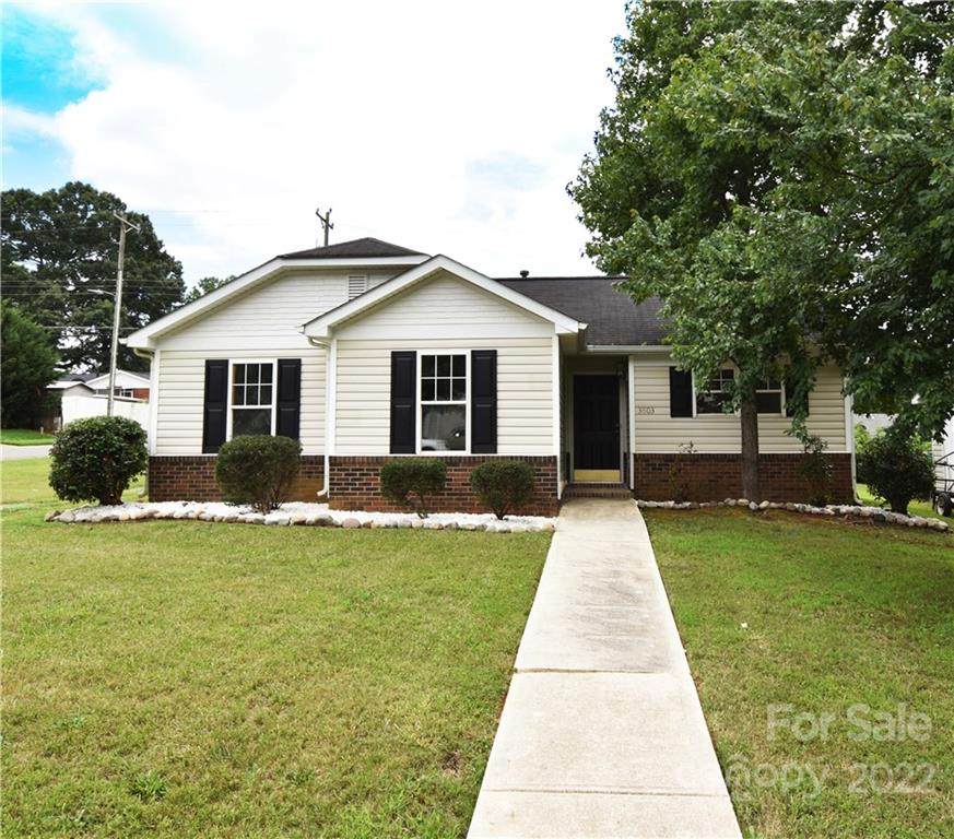 3803 Bullard Street - Photo 1