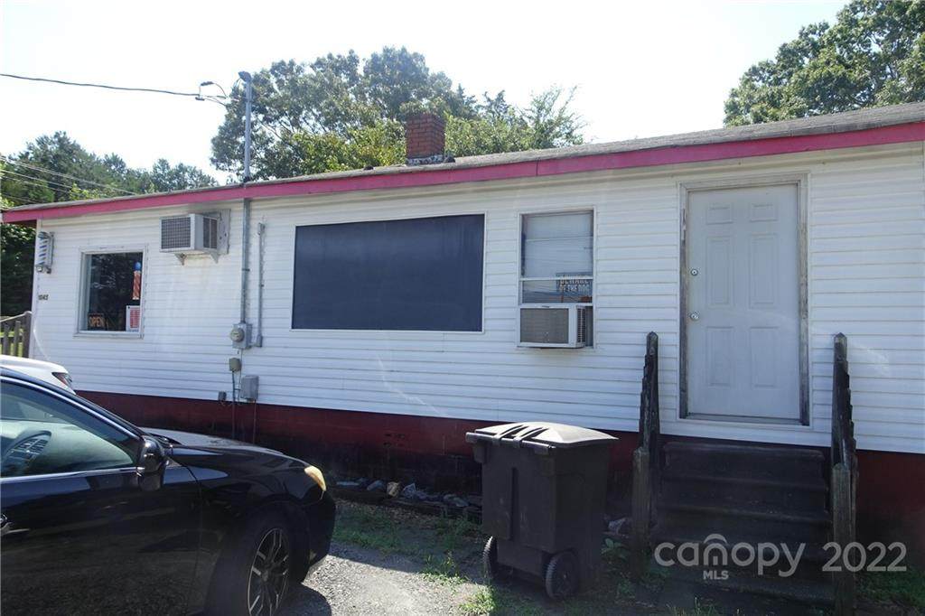 1045 Briarhill Road - Photo 1