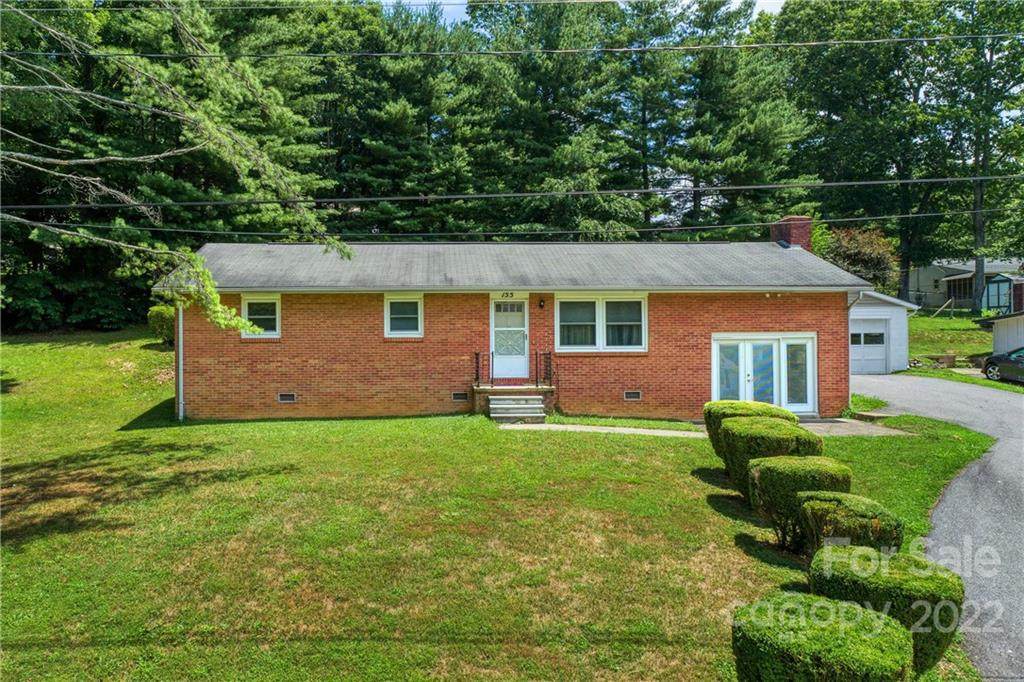 155 Chestnut Place - Photo 1