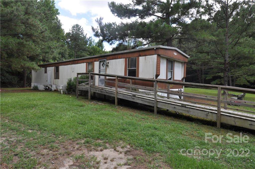 1590 Mustang Drive - Photo 1