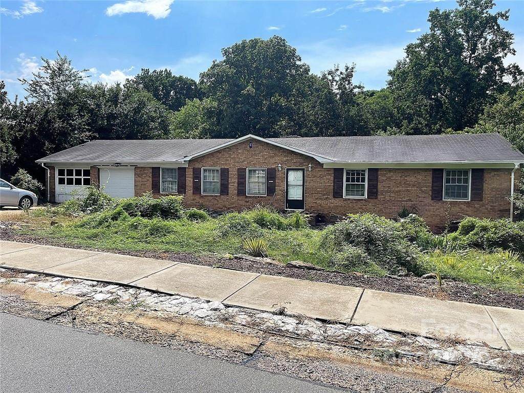 913 Magnolia Street - Photo 1