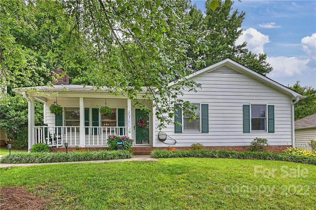 9104 Moss Cove Court - Photo 1