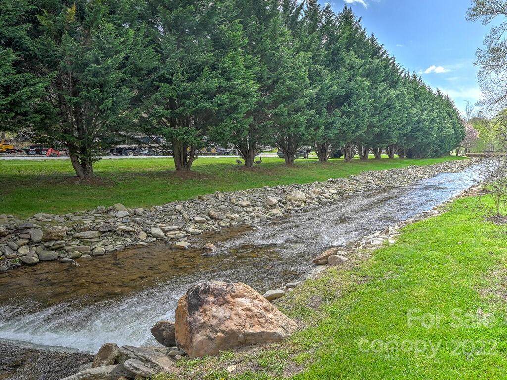656 North Fork Road - Photo 1
