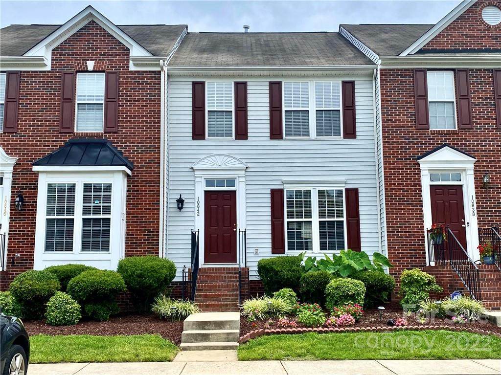 10842 Garden Oaks Lane - Photo 1