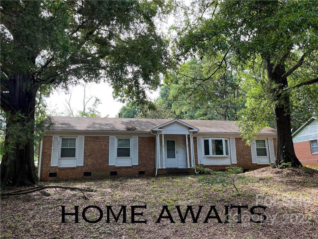 6409 War Eagle Lane - Photo 1
