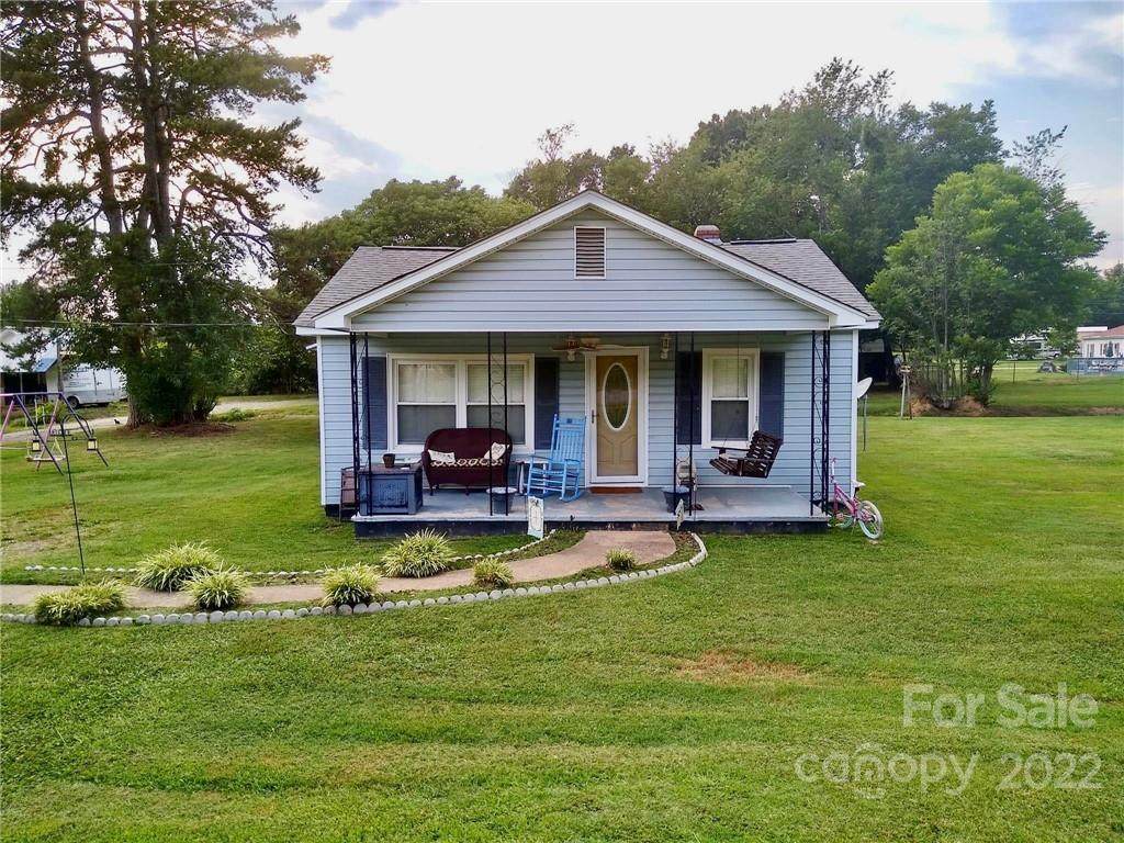 306 Edel Street - Photo 1