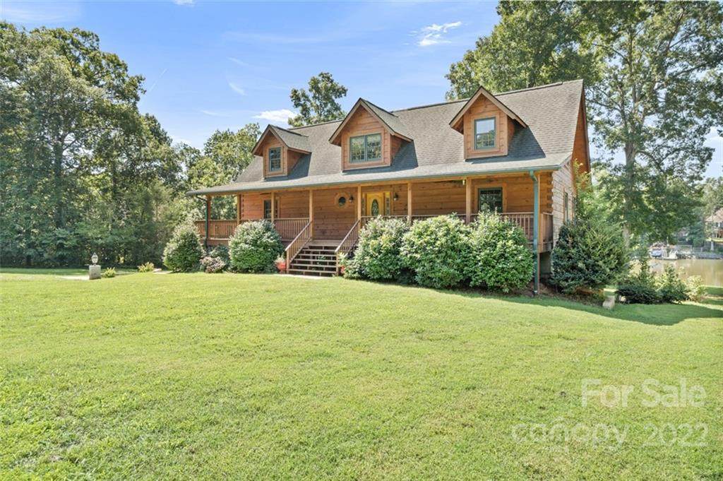 169 Cherokee Drive - Photo 1