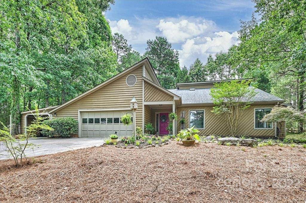 29007 Silver Fox Drive - Photo 1