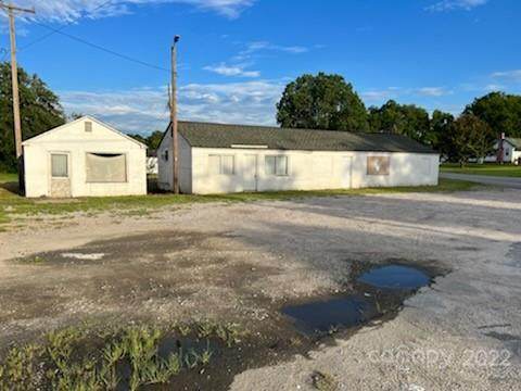 1789 Lynwood Drive - Photo 1