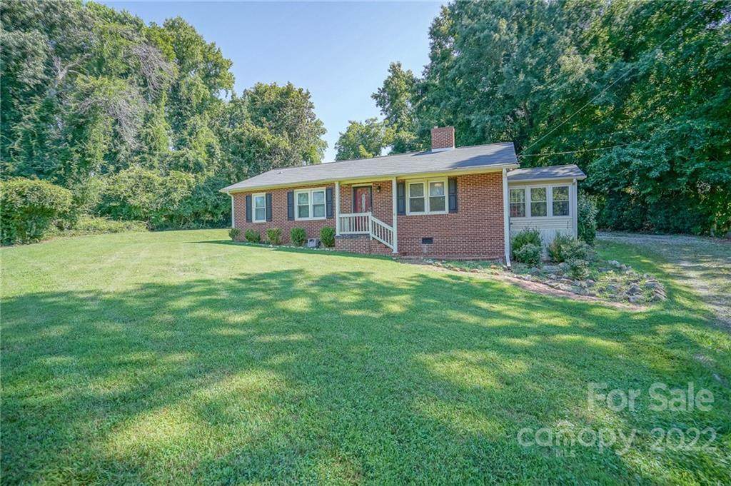 1542 Ann Street - Photo 1