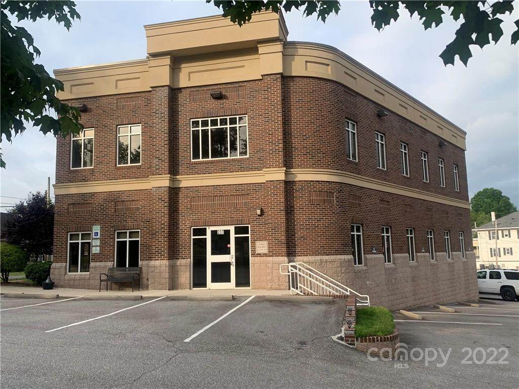 237 Davie Avenue - Photo 1