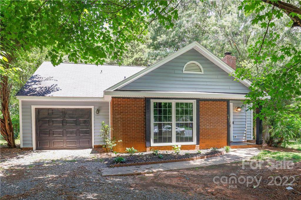 6615 Doubletree Drive - Photo 1
