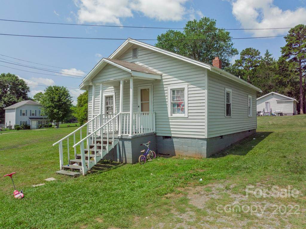 2507 Eddington Street - Photo 1