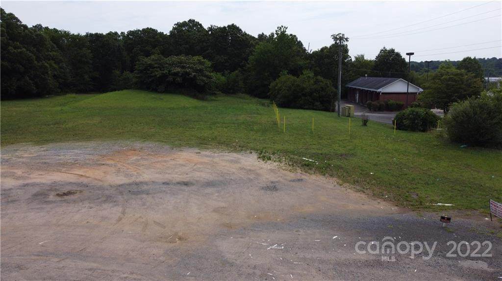 938 Central Drive - Photo 1
