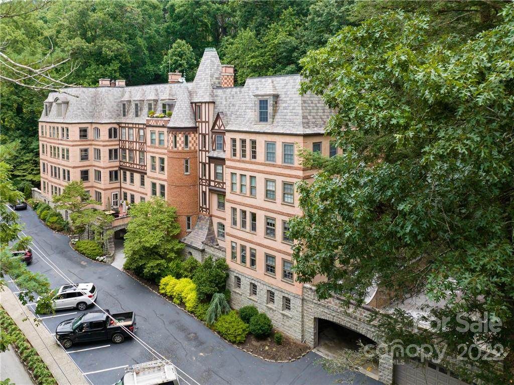 185 Macon Avenue - Photo 1