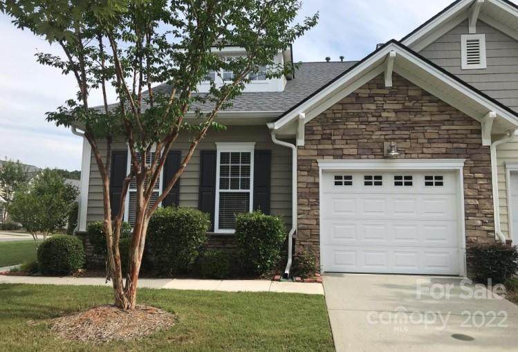 551 Pine Links Drive - Photo 1
