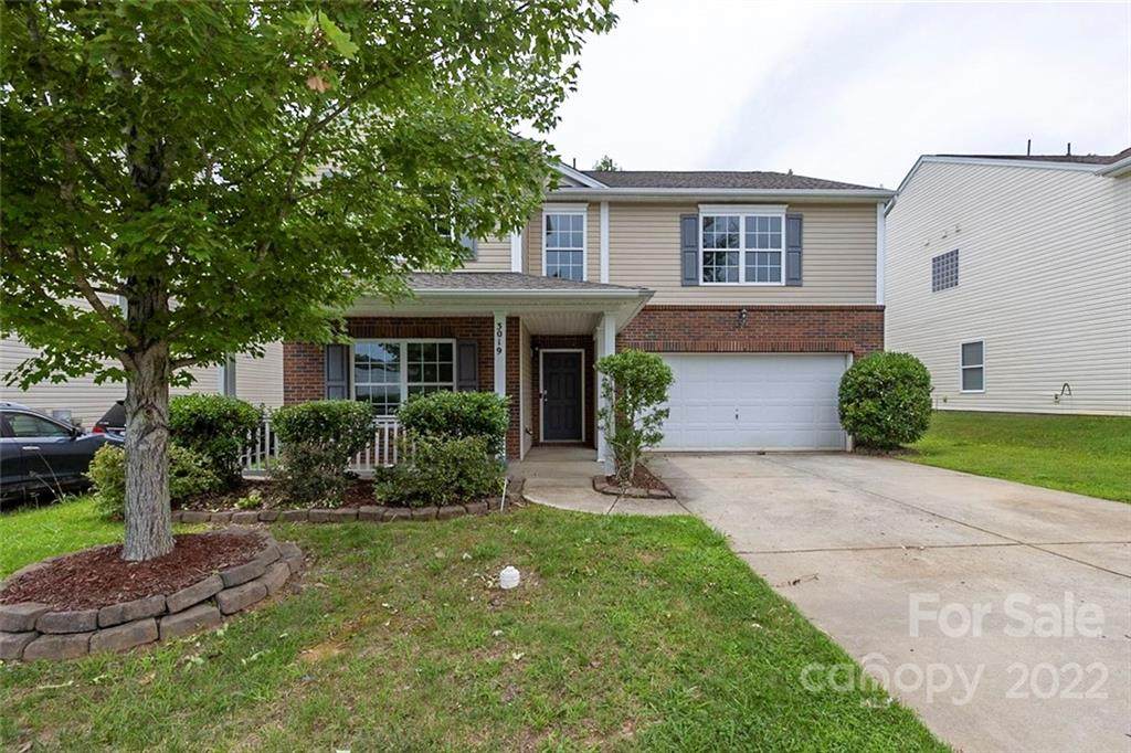 3019 Buckleigh Drive - Photo 1