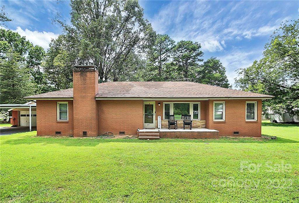 811 Vine Street - Photo 1