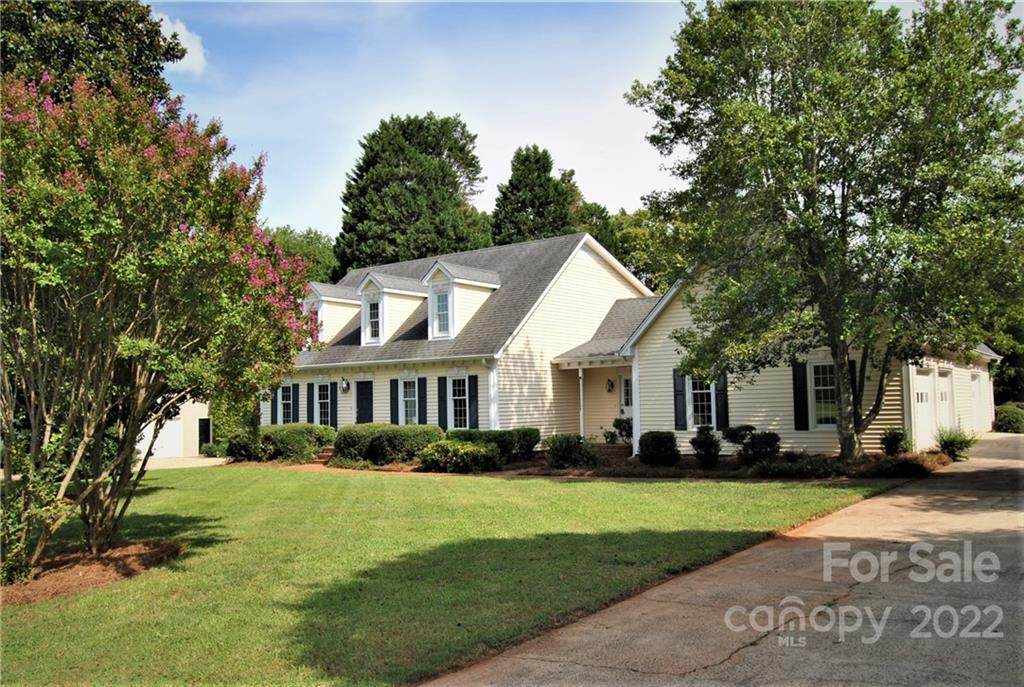 1559 Stableview Drive - Photo 1