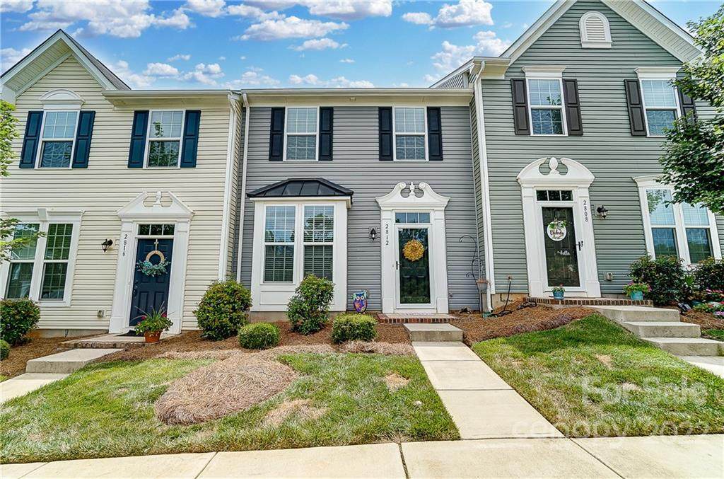 2812 Sand Cove Court - Photo 1