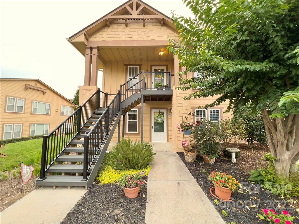 2001 Deermouse Way - Photo 1
