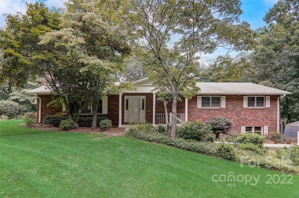 343 Mockingbird Drive - Photo 1