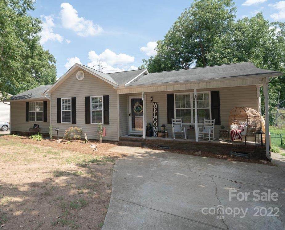 415 Easy Street - Photo 1