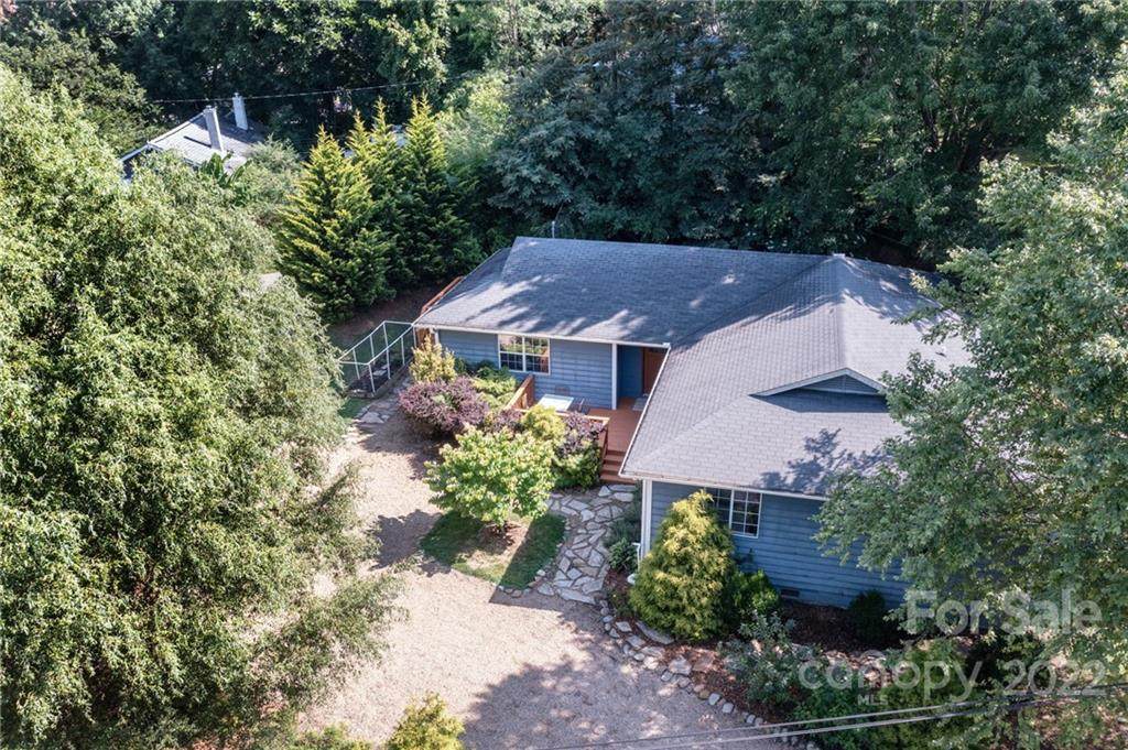 12 Lincoln Avenue - Photo 1