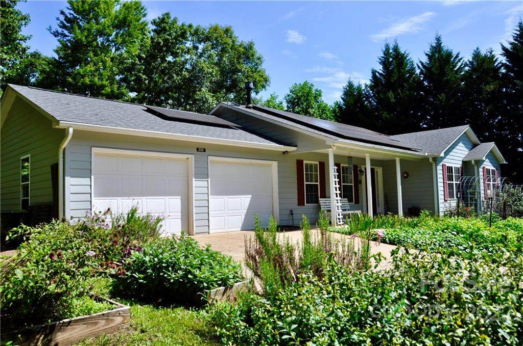 256 Pleasant View Drive - Photo 1